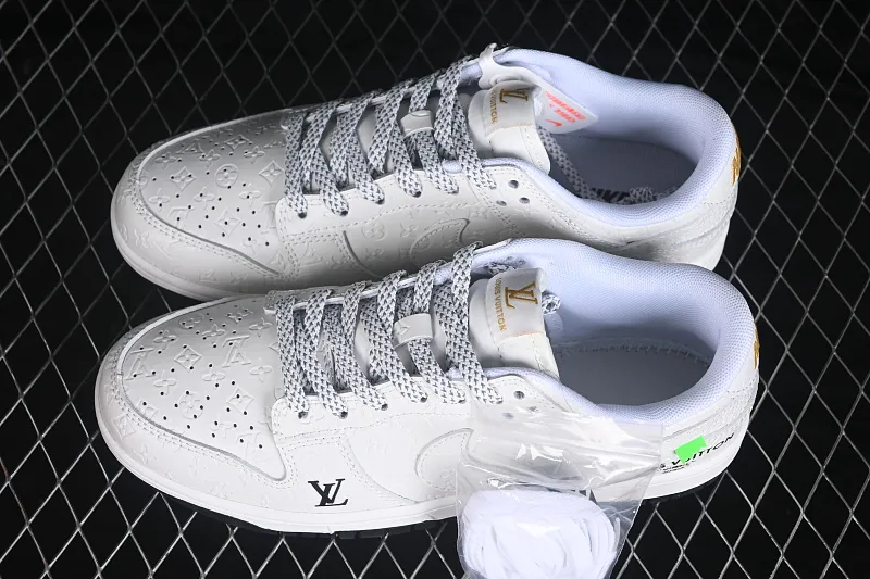 All categories Nk SB Dunk Series Nk SB Dunk Low High-end customized low-top sneakers Nike SB Dunk Low joint model High-end customized low-top casual skateboard shoes XX3168-145
